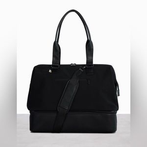 Weekender bag (BRAND NEW -black)